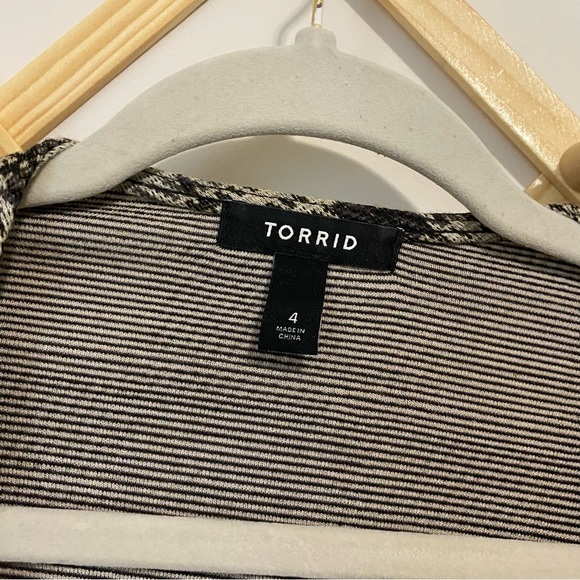 Torrid Plaid Open Front Cardigan Sweater size 4X - Picture 7 of 9